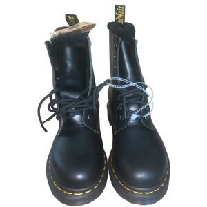 NWTO Dr. Marten’s 1460 SERENA FAUX FUR LINED LACE UP BOOTS U.S. Size 6